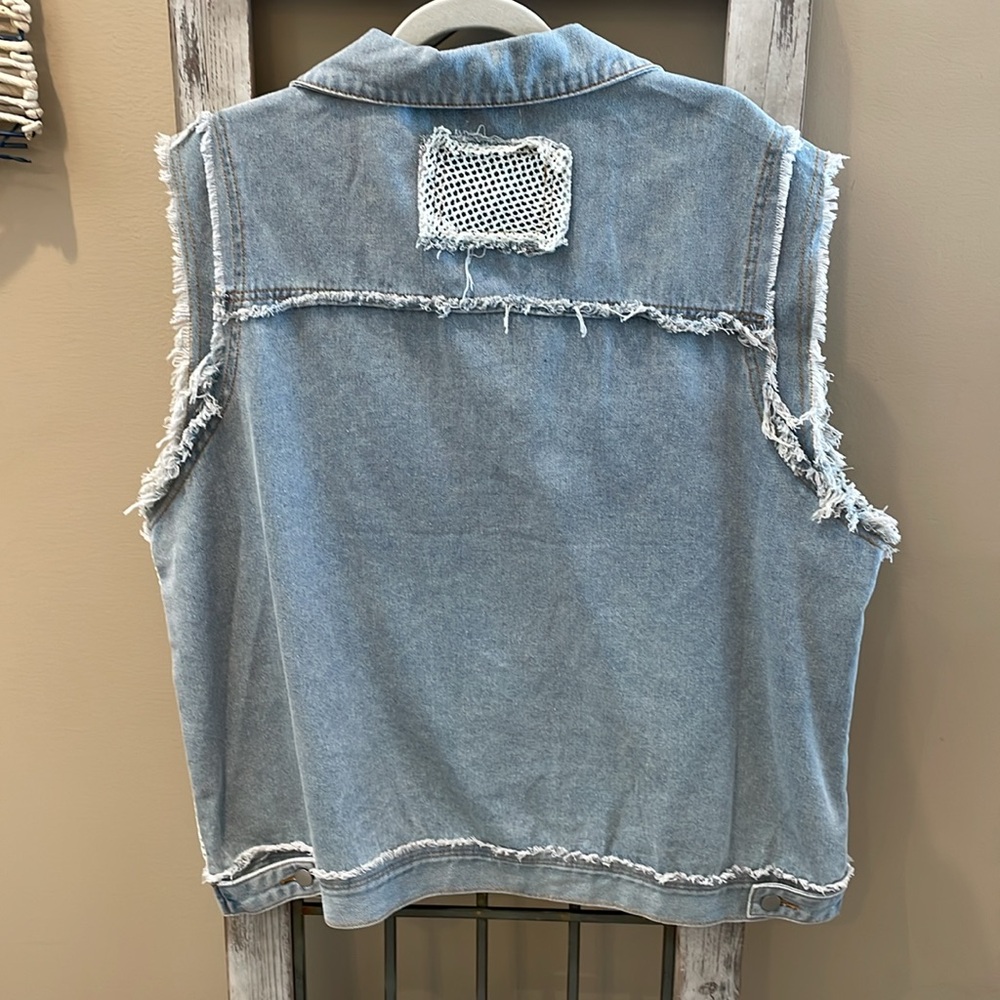 POL Denim Vest NWT - Picture 4 of 5